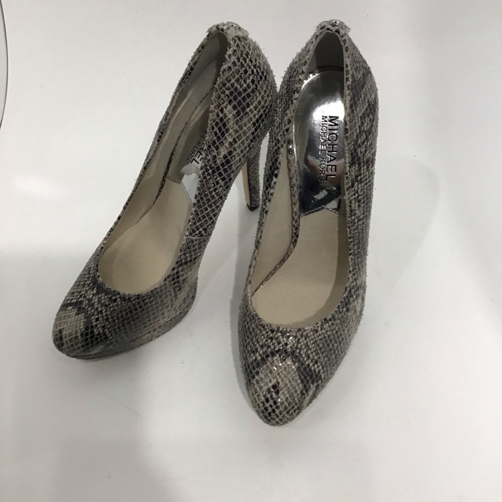 MICHAEL Michael Kors | Snakeskin Platform Pumps~8 - Picture 4 of 7